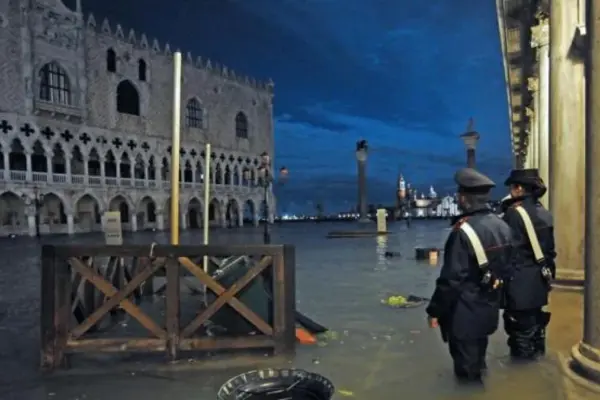 The transfer of Venice