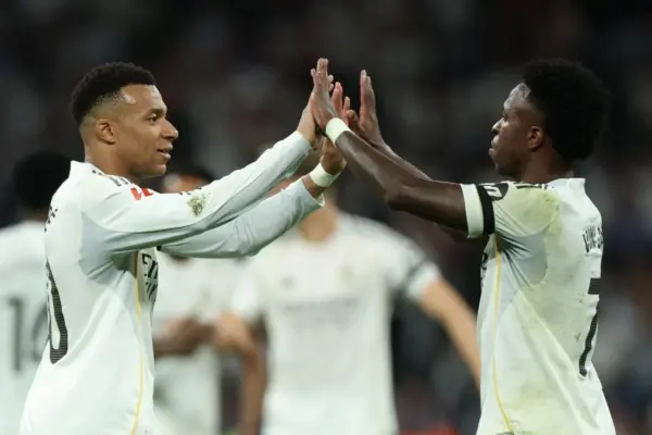 Mbappé and Vinícius do not falter in a season finale that will be 'molto longo'