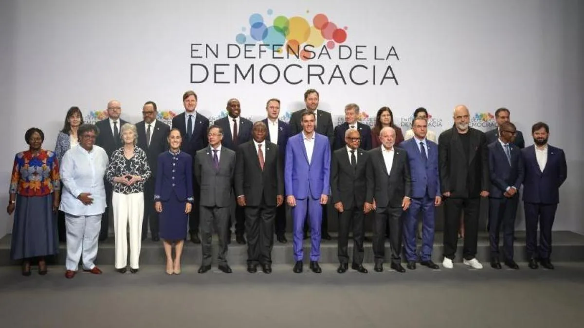 Sánchez calls to combat “fear with more democracy and inequality with more justice”