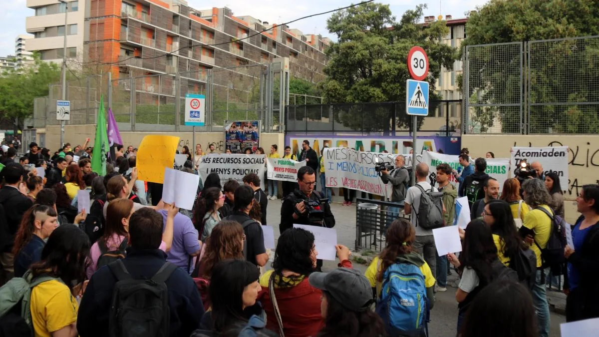 Put police in classrooms