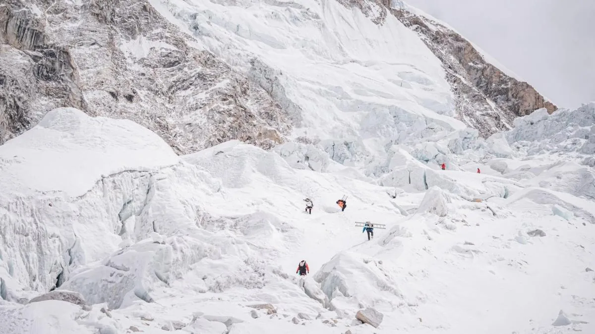All clear on Everest: a route opened through the Icefall to Camp 1