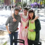 Arc de Triomf becomes the setting for comics and fantasy on Sant Jordi
