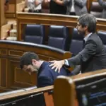 Junts, along with PP and Vox, strikes down the rental decree and the investment consortium