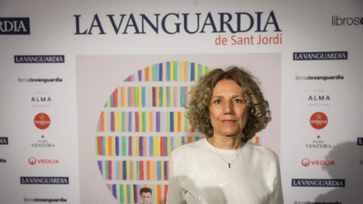 Good weather and a weekday: A record-breaking Sant Jordi