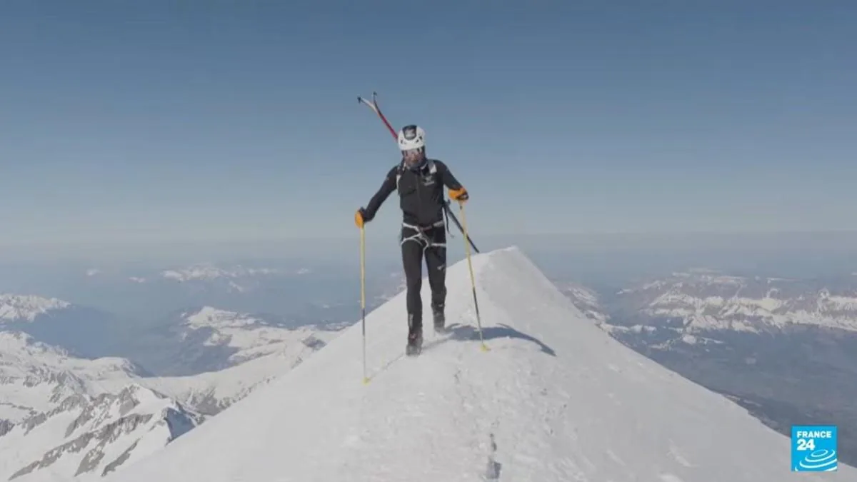 Two French guides beat the Mont Blanc round trip record by just two minutes