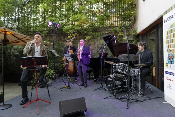 The Alma Quintet provided music for the evening with jazz standards and Italian music