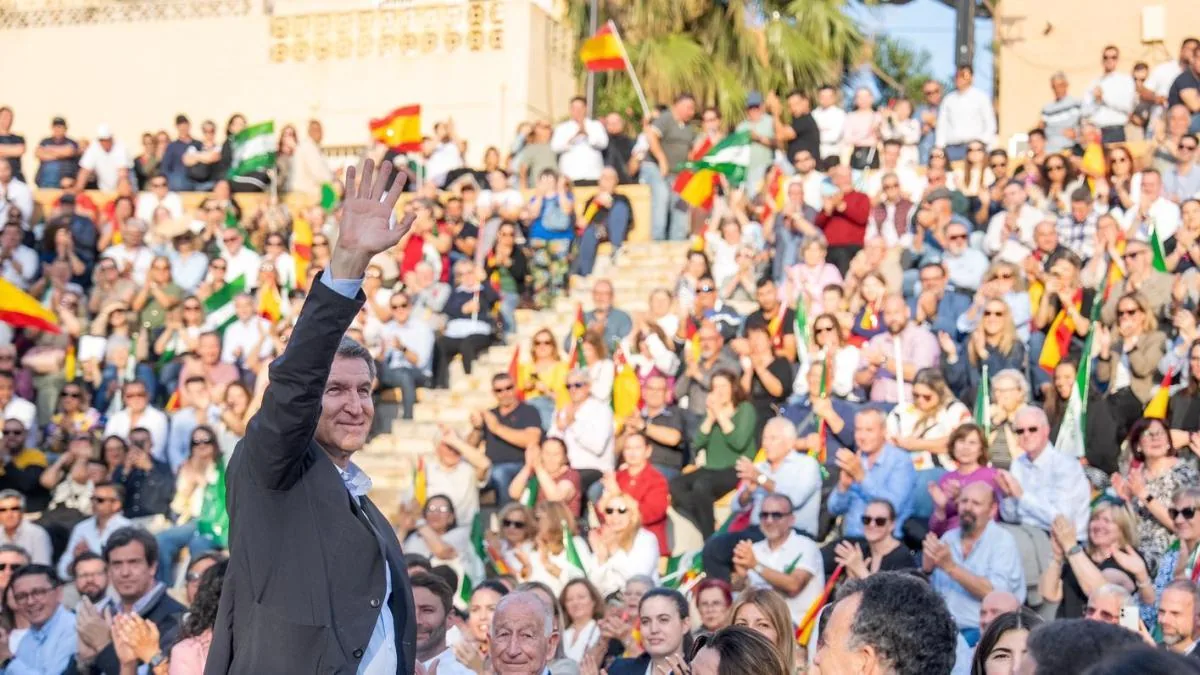 Feijóo, in Almería: “We do not want to establish the Andalucía of the Ábalos and Montero's gang”