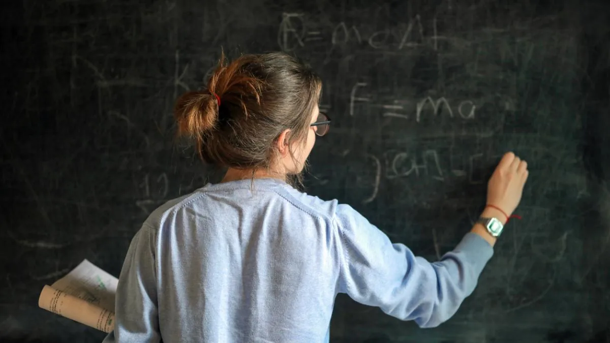 The Government approves the salary increase for teachers and the supplement for excursions