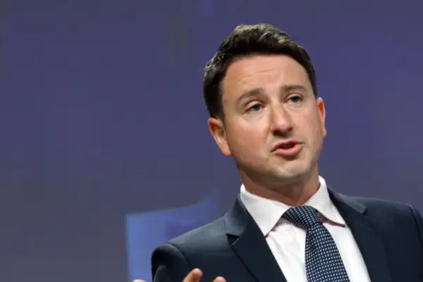 The wealth tax must be applied without geographical exemptions