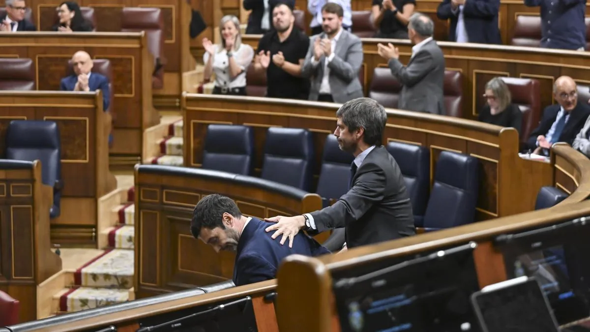 The Government suffers two key defeats at the hands of Junts