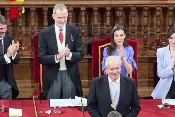 The King seals the “fruitful dialogue” between Mexico and Spain in his praise of Gonzalo Celorio's work