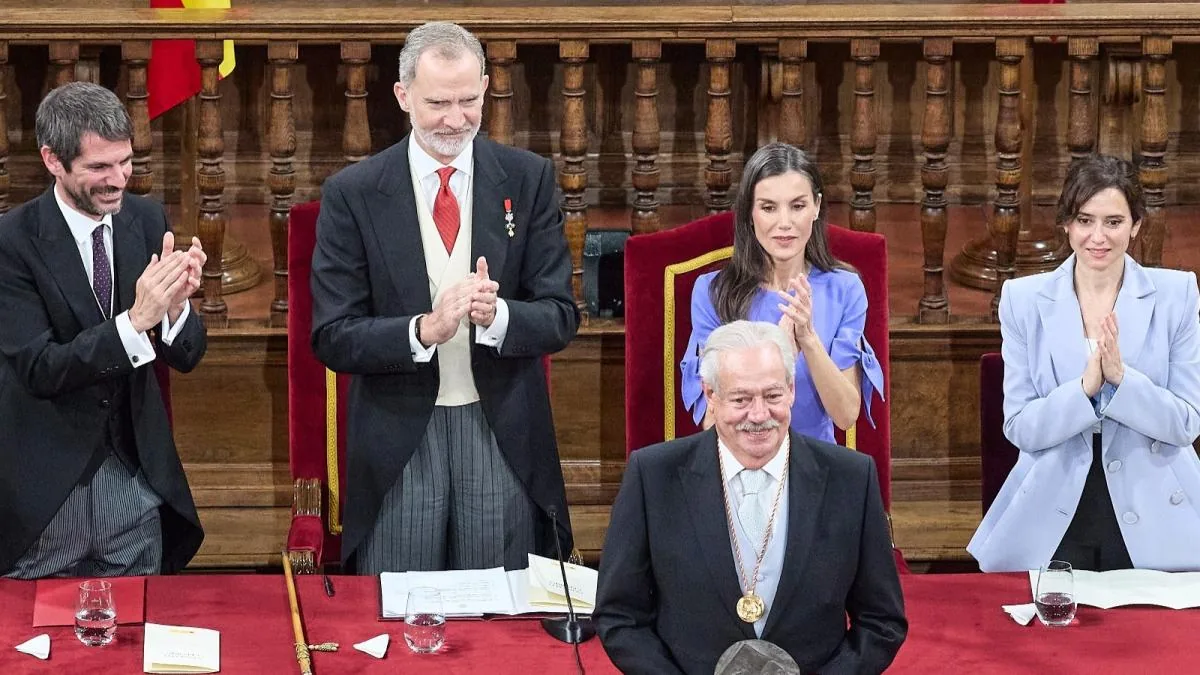 The King seals the “fruitful dialogue” between Mexico and Spain in his praise of Gonzalo Celorio's work