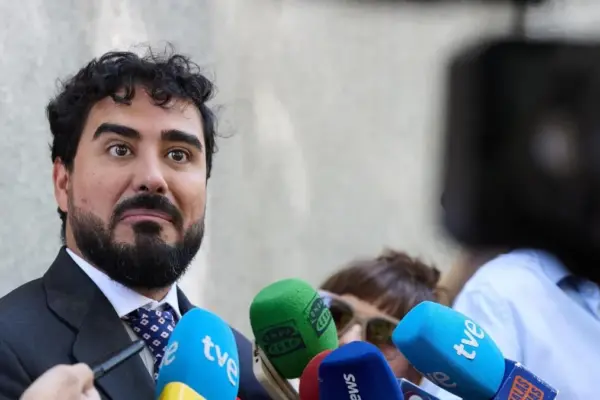 The European Parliament lifts Alvise Pérez's immunity