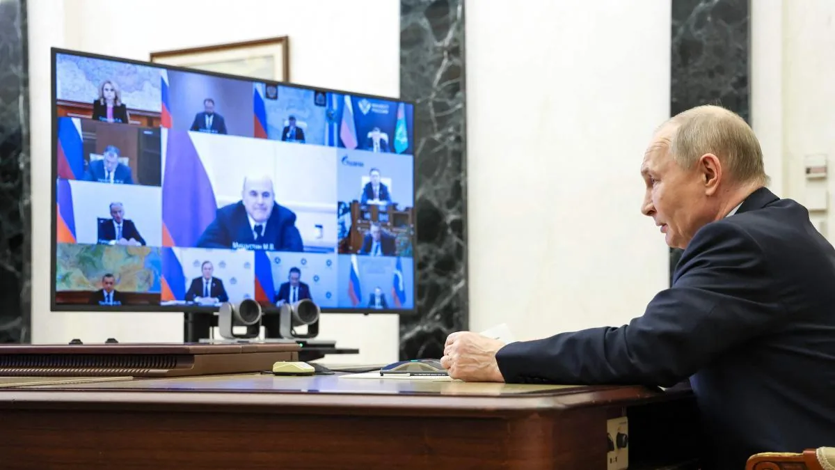 Putin justifies mobile internet restrictions in Russia for security reasons