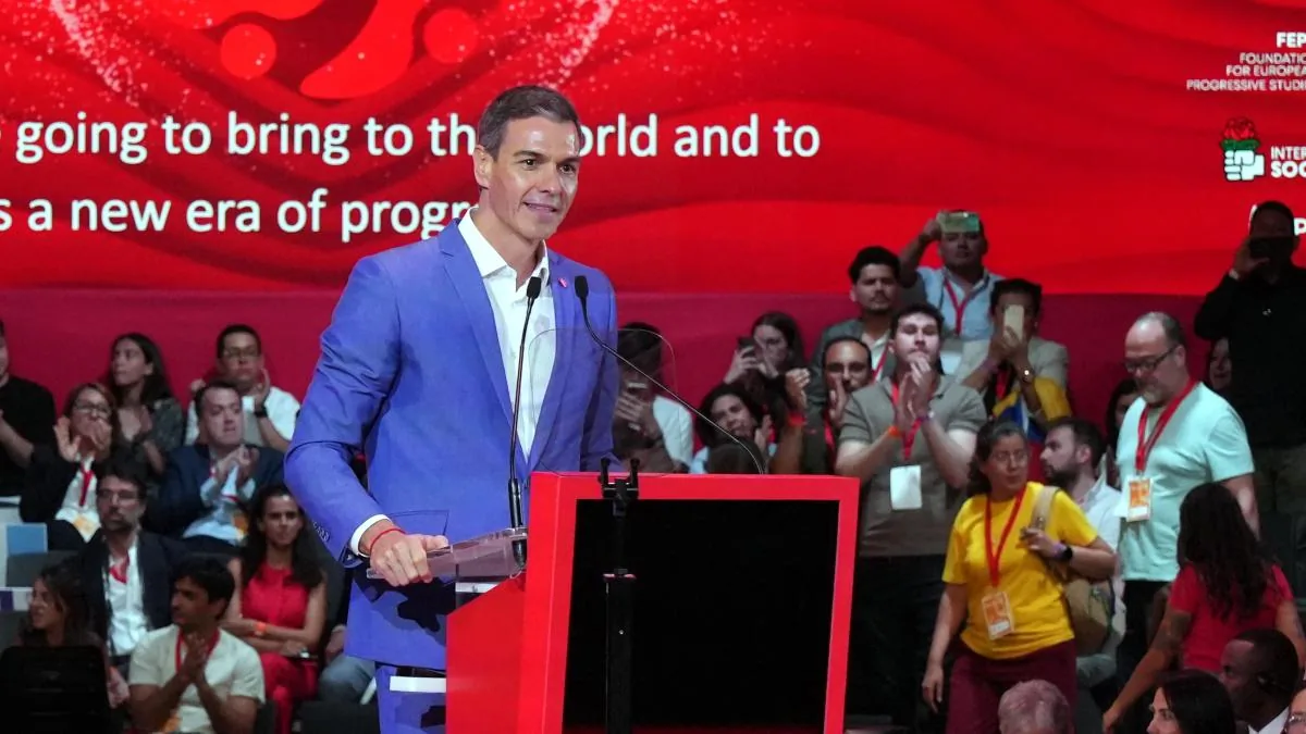 What makes Sánchez happy