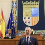 Azcón, sworn in as president of Aragón with the votes of Vox