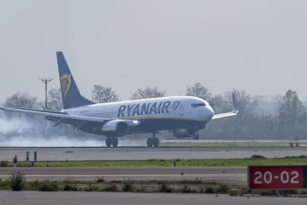 Airlines cut unprofitable flights in Spain due to the fuel crisis