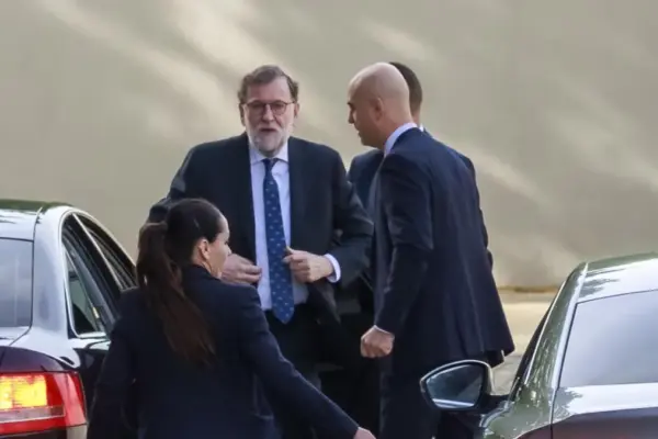 Rajoy and Cospedal deny the Kitchen to save Fernández Díaz, one of their own