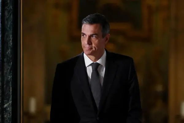 The reflection period of Pedro Sánchez was the starting point of the plot: “we have information that would help the president”