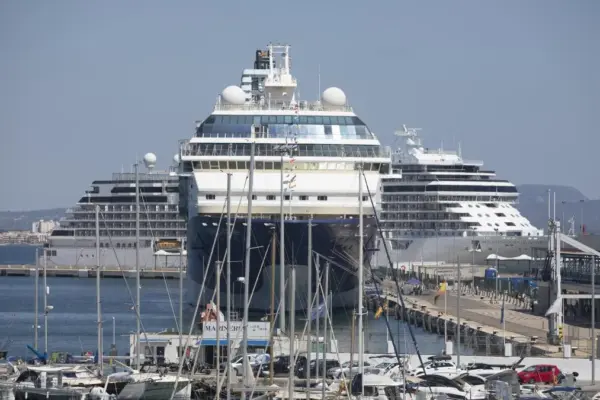 The march of the American traveler fills the Mediterranean with cruise deals