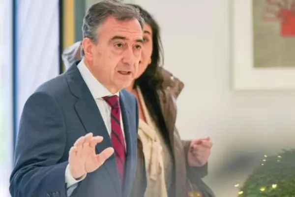 Aitor Esteban states that "the legislature has come to an end" and that "the general interest demands elections"