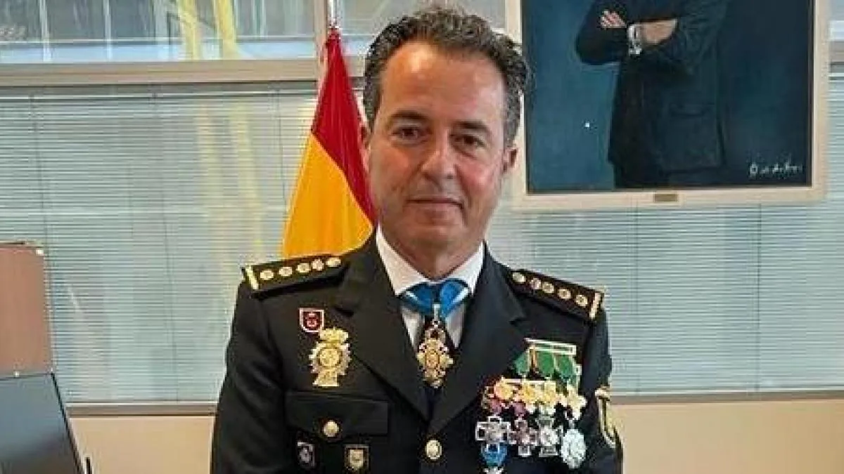 The “rewards” to the commissioner of DelcyGate for “favors” to Zapatero’s network