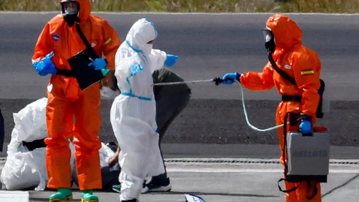 Twelve hospital sanitary workers in the Netherlands quarantined due to exposure to hantavirus