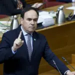 Pérez Llorca warns the teachers' unions: "There will be no negotiation if they blackmail with the PAU"