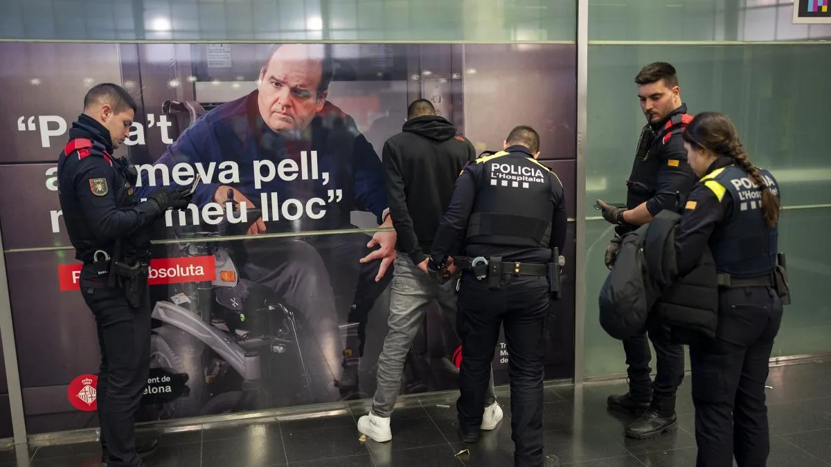 Latin gangs in Barcelona recruit under-14s at school gates