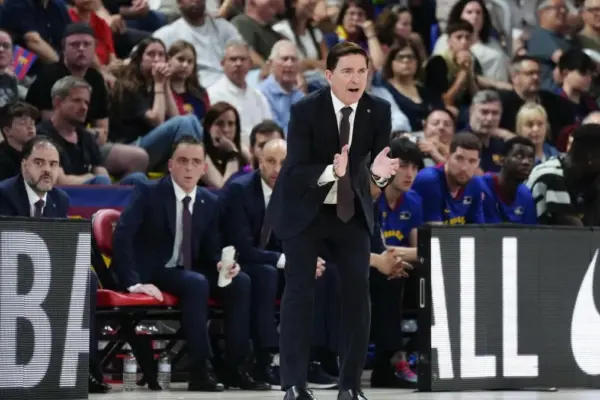 Xavi Pascual makes the decision to leave Barça at the end of the season and will sign for Dubai