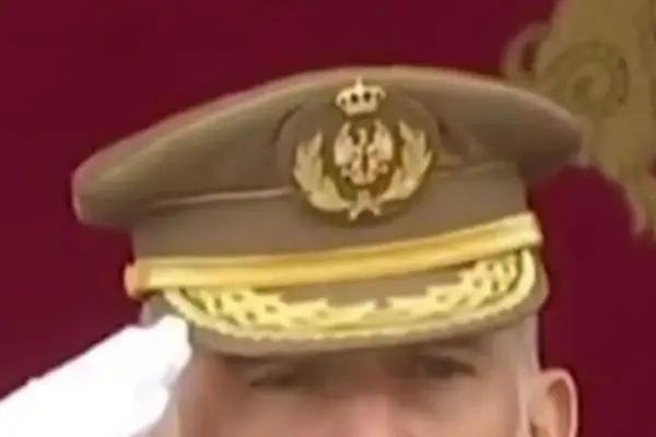 The King praises the “effort and brilliance” of Princess Leonor's military career
