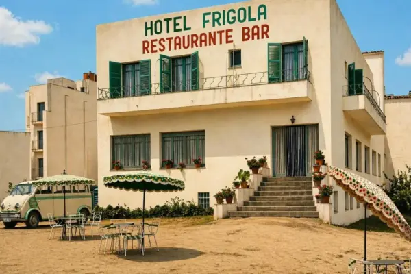 Hotels before the tourism boom in Lloret de Mar: reservations by letter and candles in the room