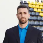 Loewe signs the travel suits for the Spanish football teams