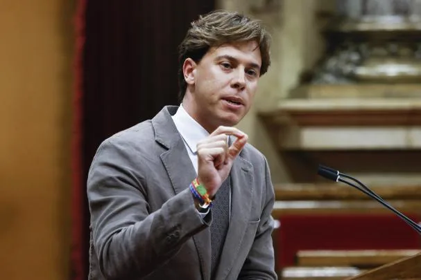The Vox deputy in the Parliament Alberto Tarradas intervenes in the Parliament this past Thursday.