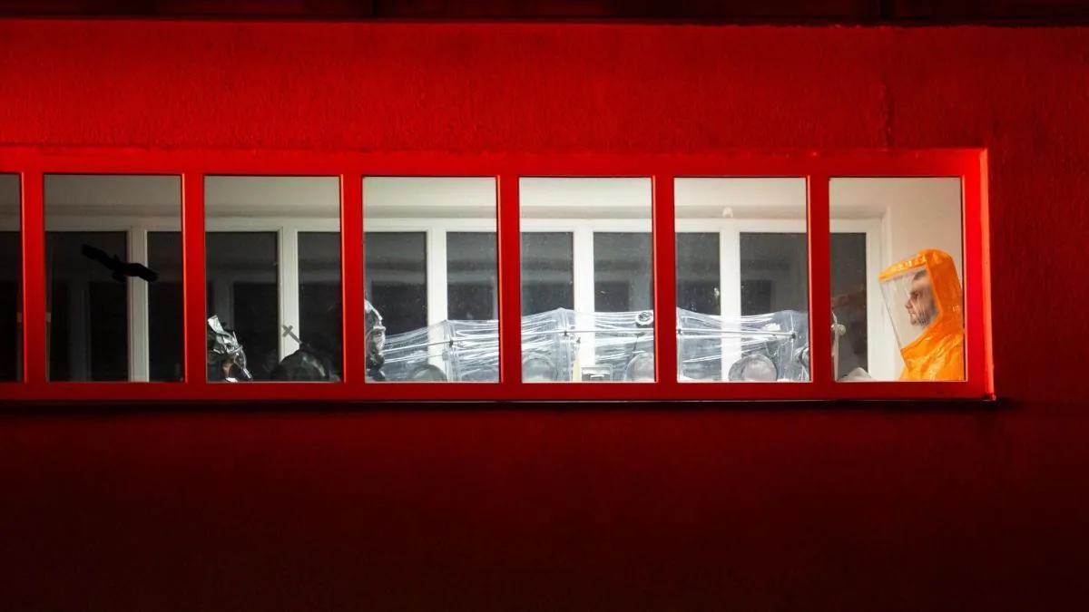 Italy activates Ebola surveillance after hospitalizing two travelers from Uganda with fever