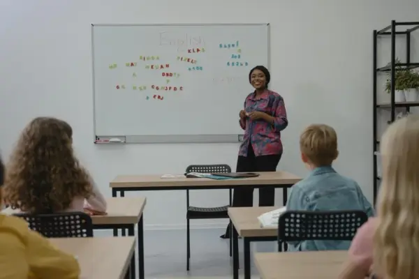 Madrid leaves the program of about 2,750 language assistants in educational centers up in the air
