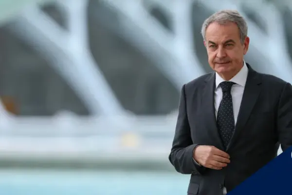 “What has happened completely changes Zapatero's legacy”