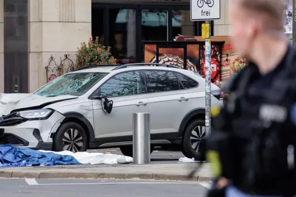 Two dead and about twenty injured in a multiple hit-and-run in Leipzig