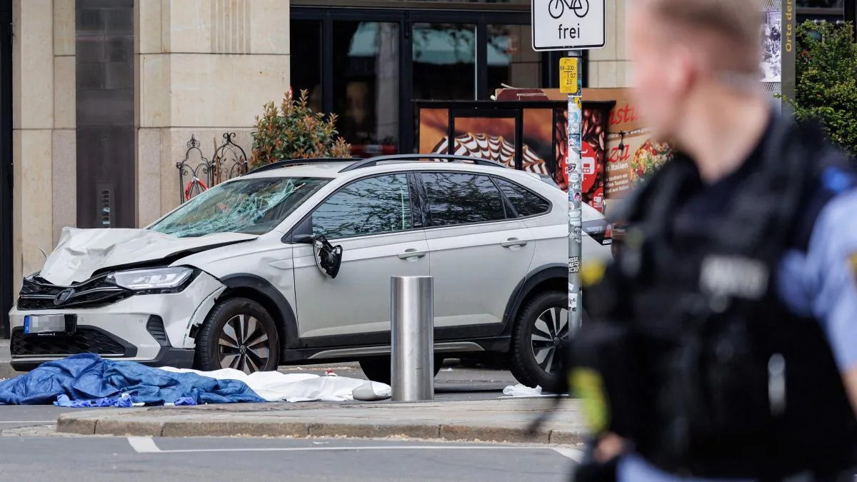 Two dead and about twenty injured in a multiple hit-and-run in Leipzig