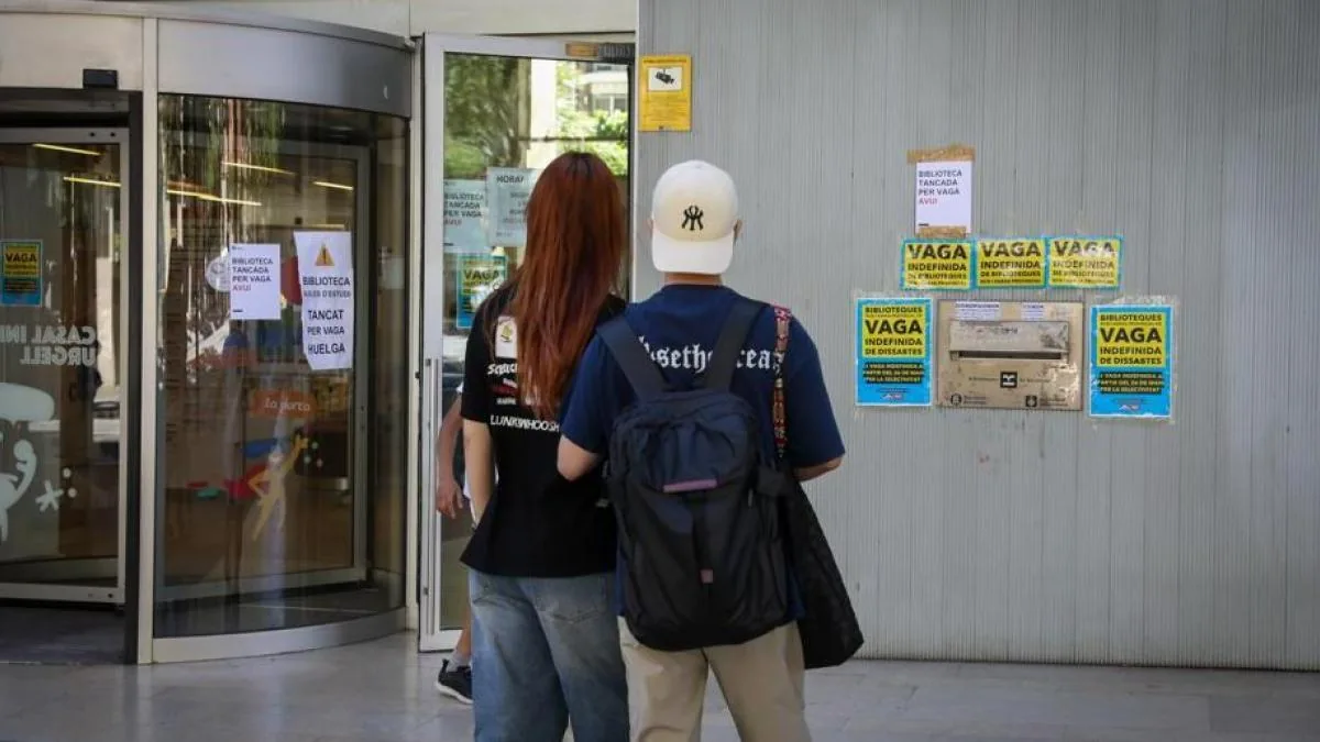 37 of the 40 public libraries in Barcelona close due to indefinite strike