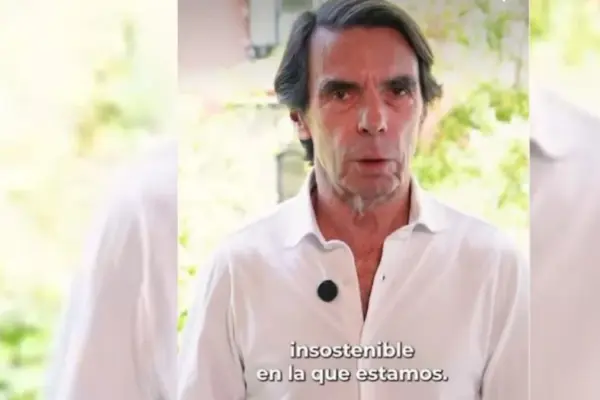 Aznar recovers his "whoever can, let them do" after Zapatero's indictment
