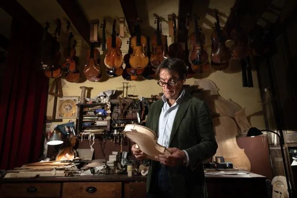 The Vienna Philharmonic, among others, or the violinist Leonidas Kavakos, one of the best in the world, have instruments made by Bagué