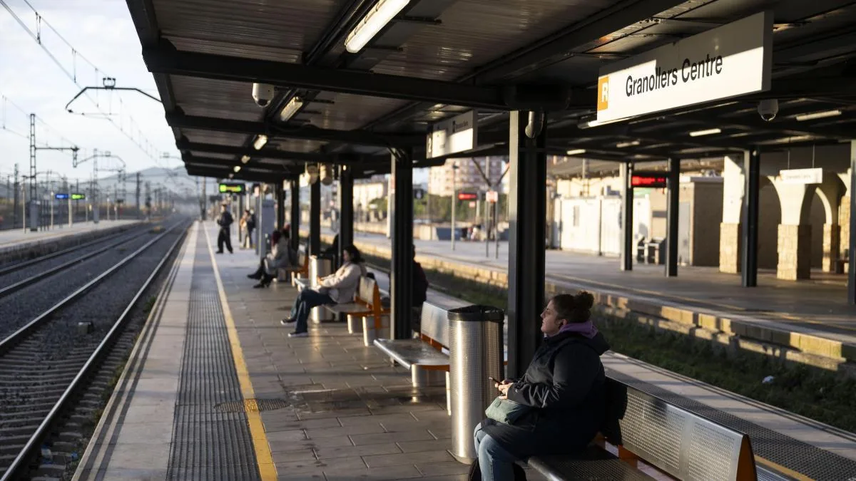 The orbital line leaves the drawer: 120 kilometers of tracks and 5.2 billion to break the centralism of Rodalies