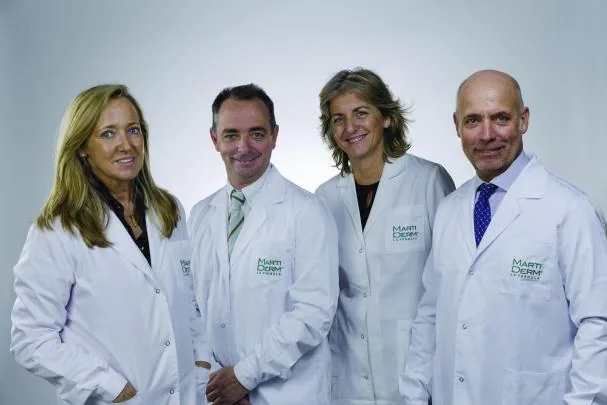 Eli Suñer, Xavier Martí, Montse Martí y Josep Martí conquistan el mundo con sus míticas ampollas de las que ha vendido más de 300 millones en todo el mundo, unas 180.000 al día