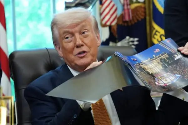 A U.S. trade court rules against Trump's global 10% tariffs
