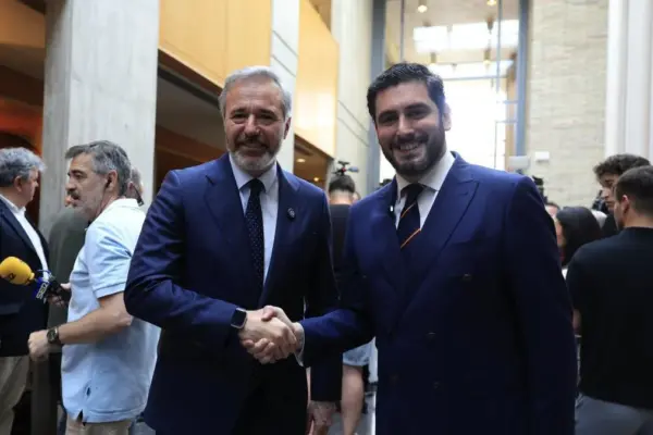 Four out of ten Spaniards support the 'national priority' and see it as constitutional, according to the CIS