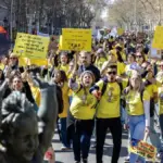 Teachers' unions call three marches to paralyze Barcelona in the morning