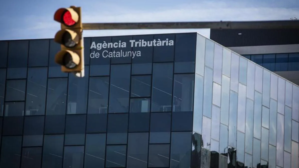 The autonomous communities halt tax cuts, except Madrid