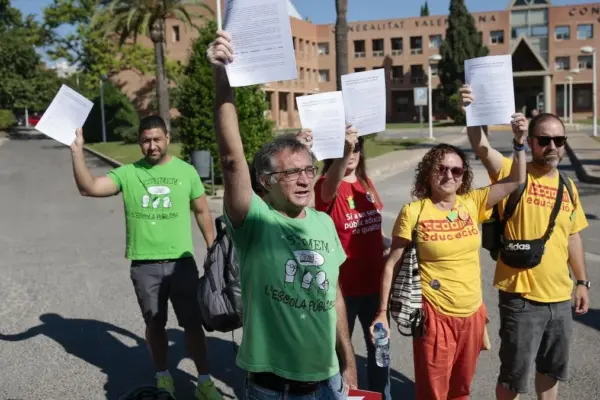 The meeting between unions and Education begins with tensions over the nuance of the salary agreement
