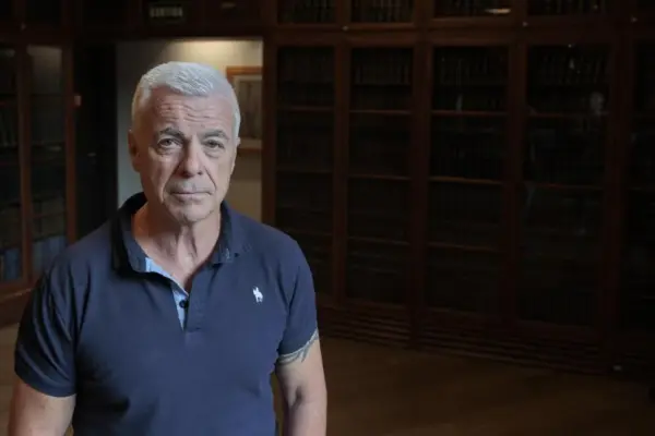 Javier lives with depression: “Mine is chronic, I have accepted it”